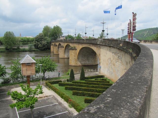 die Brücke "Pont Louis Philippe" über den Lot. Über diese Brücke liefen wir in Cahors ein