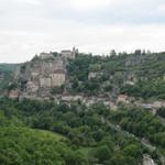 Breitbildfoto von Rocamadour und die Schlucht des Flusses Alzou