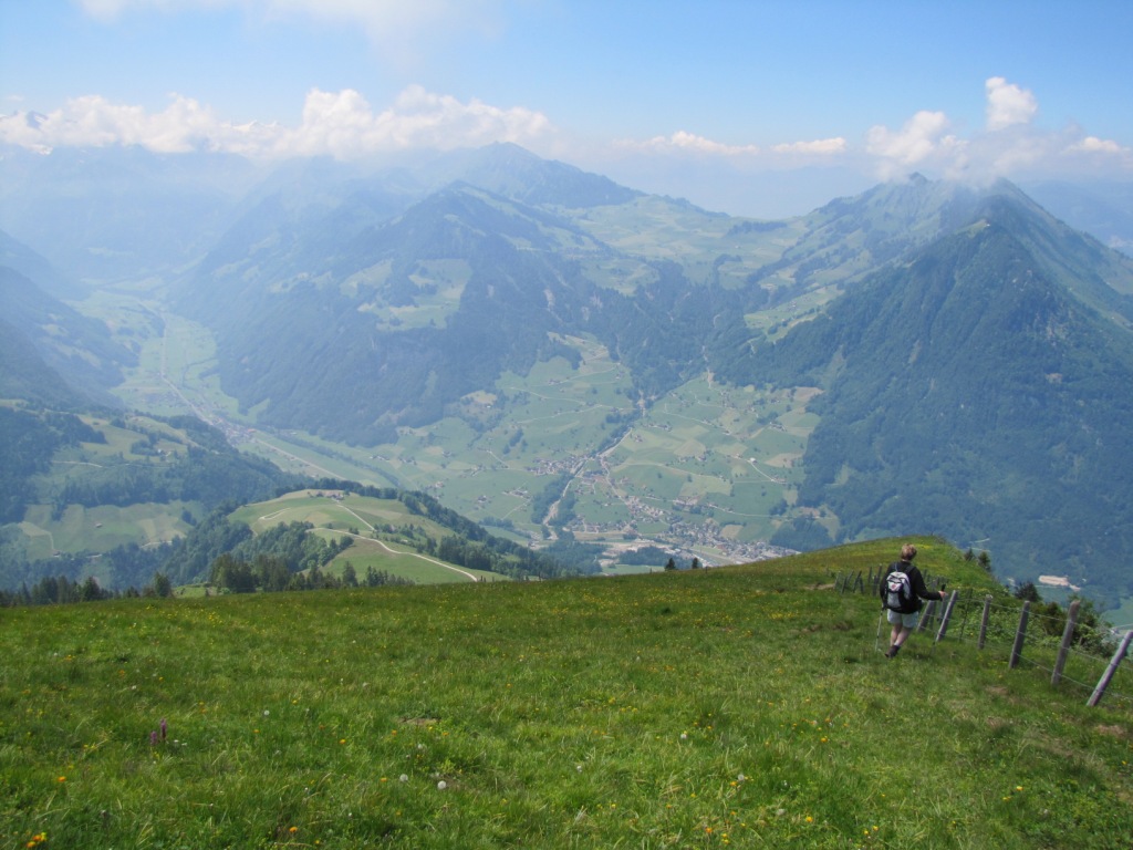 Mäusi bestaunt beim runterlaufen die Aussicht