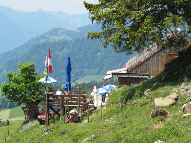 die Besenbeiz auf Alp Looch 1535 m.ü.M.