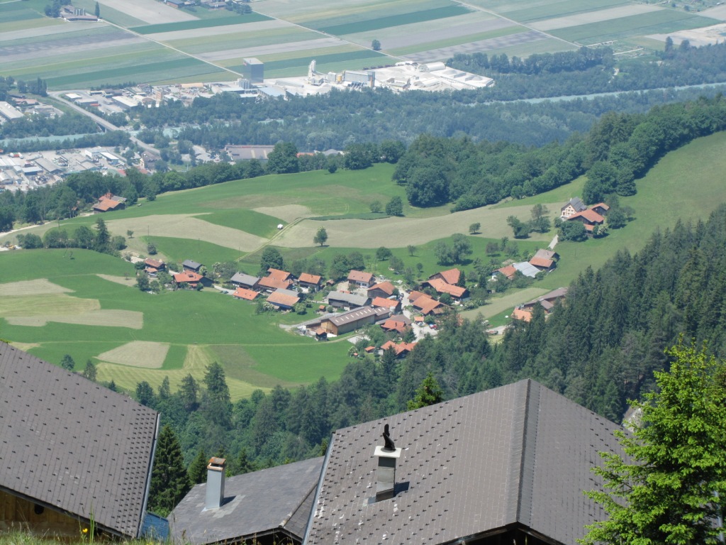 über den Dächer von Spundätscha, mit Blick runter nach Ober-Says