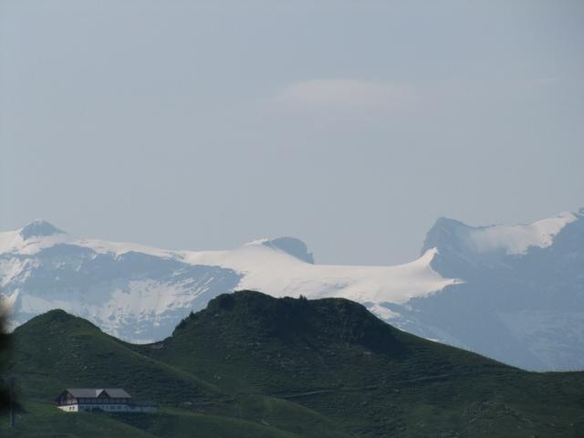 Clariden. Dort waren wir auch schon und zwar auf der Planurahütte