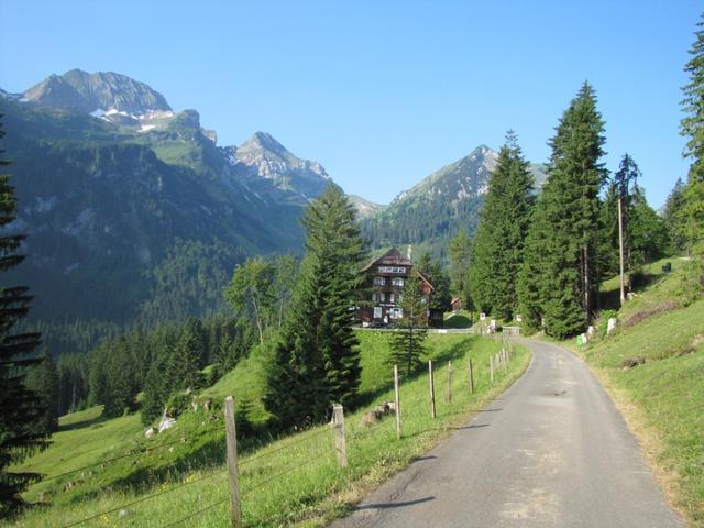 wir haben das Kurhaus Voralp erreicht.