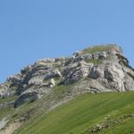 die wuchtige Ostwand vom Margelchopf herangezommt