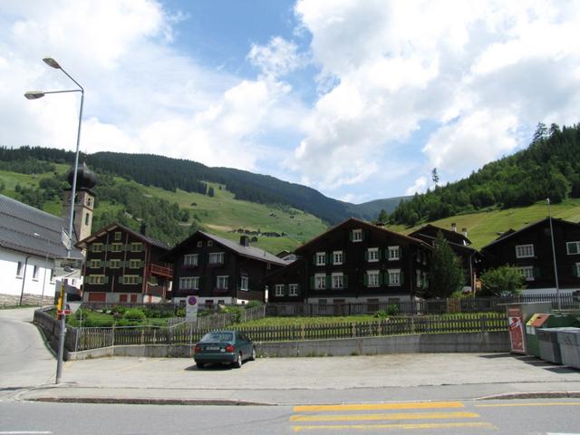 Curaglia 1332 m.ü.M. im Val Medel gelegen