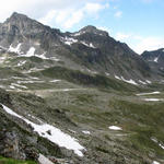 Breitbildfoto. Über diese Hangterrasse werden wir morgen Richtung Tenigerbad wandern