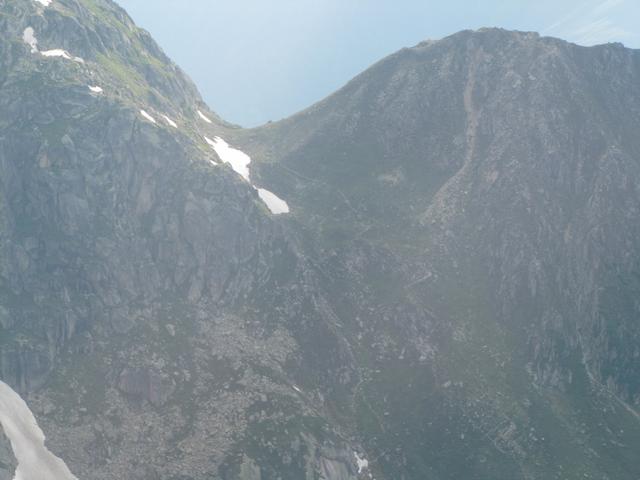 Blick von der Camona da Medel, zum Übergang Fuorcla dalla Buora das einem nach Fuorns bringt