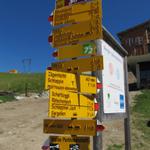 Wegweiser bei der Bergstation Madrisa 1884 m.ü.M.