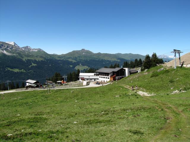 Blick zurück zur Bergstation der Madrisa Seilbahn