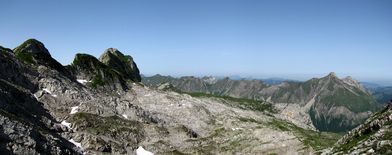 Breitbildfoto kurz vor der Torberglücke mit Blick Richtung Ochsenchopf