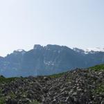 der Glärnisch taucht vor uns auf