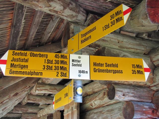 Wegweiser bei mittler Seefeld 1649 m.ü.M.