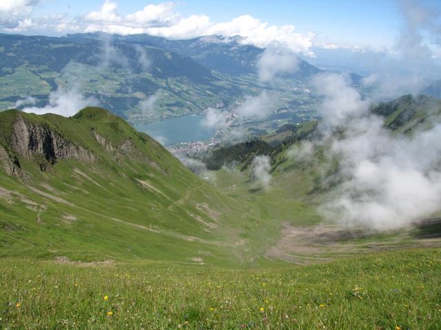 Blick bei Punkt 2060 m.ü.M. runter ins Mettental