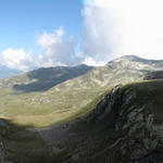 Breitbildfoto auf dem Pischagrat bei Punkt 2593 m.ü.M. mit Blick nach Verborgen Pischa
