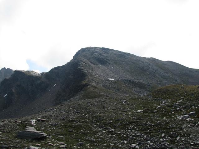 vor dem Pischahorn, muss noch diese Kuppe überwunden werden