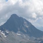 Blick zum mächtigen Piz Linard. Die höchste Erhebung der Silvretta