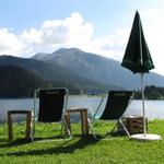 wir geniessen am Davosersee die Sonne und die Aussicht...