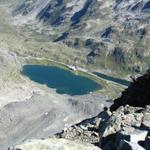 Tiefblick zum Schottensee bei der Flüellapassstrasse (Ospiz)