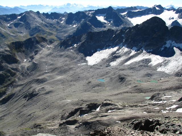 Blick zur Fuorcla Radönt. Rechts davon der Piz Radönt