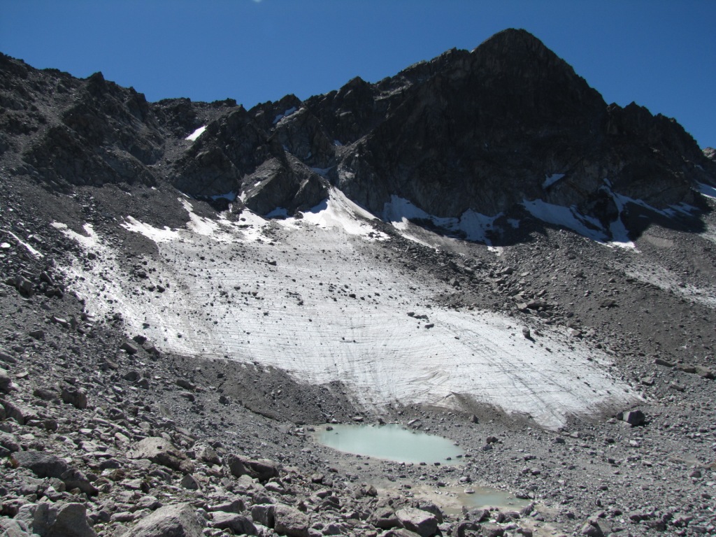 Blick zum Piz Radönt mit den Resten vom Radönt Gletscher