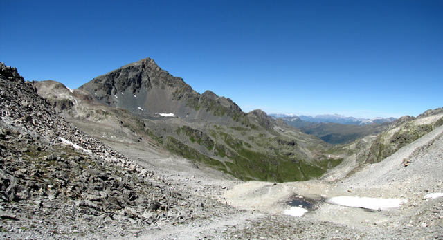 Breitbildfoto auf der Fuorcla Radönt Richtung Flüela Schwarzhorn