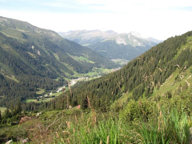 Blick Richtung Monbiel und Weissfluh