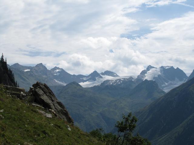 Blick zum Silvrettagletscher, Verstanclagletscher, Piz Silvretta und Piz Buin