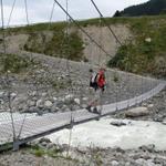 Mäusi auf der neuen Brücke