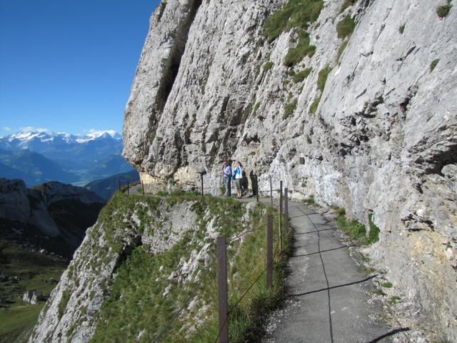 der Weg zum Tomlishorn wurde in den Pilatuskalk gemeisselt