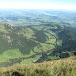 Tiefblick ins Eigental. Dort müssen wir noch runter