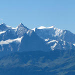 Breitbildfoto mit Blick zu den Berner Alpen. Einfach grandios