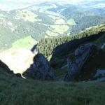 Tiefblick runter ins Eigental. Bei Nässe würde ich diese Wanderung nicht durchführen