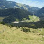 Blick zum Glaubenbergpass. Dort unten steht unser Auto