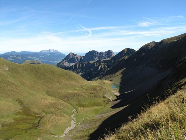 bei Punkt 2086 m.ü.M. mit Blick zum Arniseeli