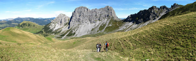 sehr schönes Breitbildfoto bei Heidenboden, mit Blick Richtung Rossflue