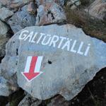 bei Punkt 2449 m.ü.M. führt der abwärts ins Galtürtälli