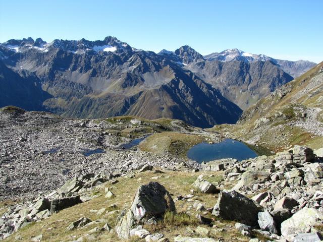 Blick zurück zu den Seen von Ober Silvretta