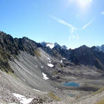 Breitbildfoto von der Scharte aus gesehen, Richtung Ober Silvretta mit seinen 11 Seen