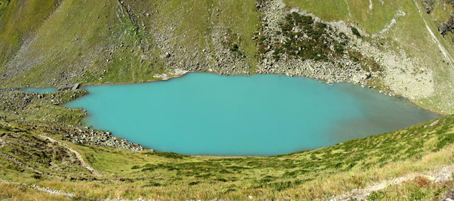Breitbildfoto Seetalsee. Wahnsinnig was für eine Farbe dieser See besitzt