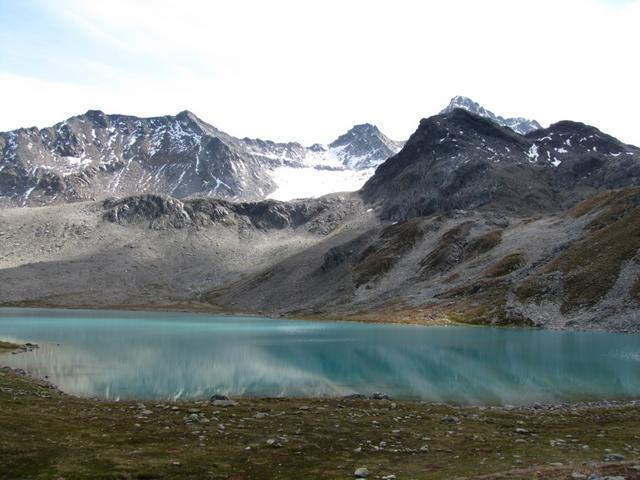 beim Jörisee. Im Hintergrund der Flüela Wisshorn