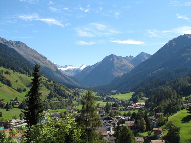 Blick auf Klosters und Silvretta Gebiet