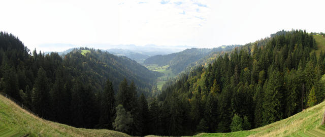 Breitbildfoto bei Stächelegg 1304 m.ü.M.