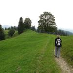 der Wanderweg ist einfach, zieht sich aber gehörig in die Länge