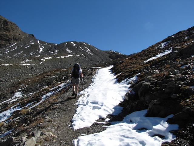 Mäusi auf dem Weg zum Scalettapass