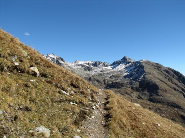 Blick zurück Richtung Piz Grialetsch und Piz Vadret