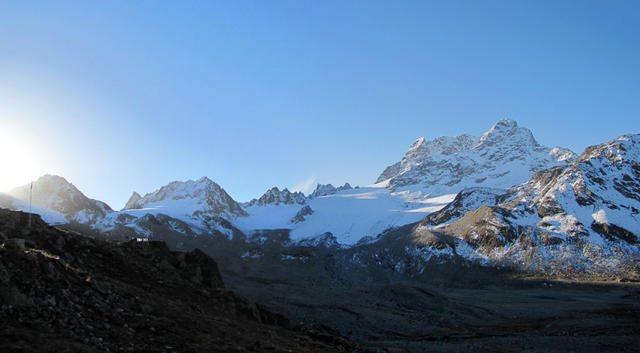 Breitbildfoto Piz Kesch und Porchabella Gletscher