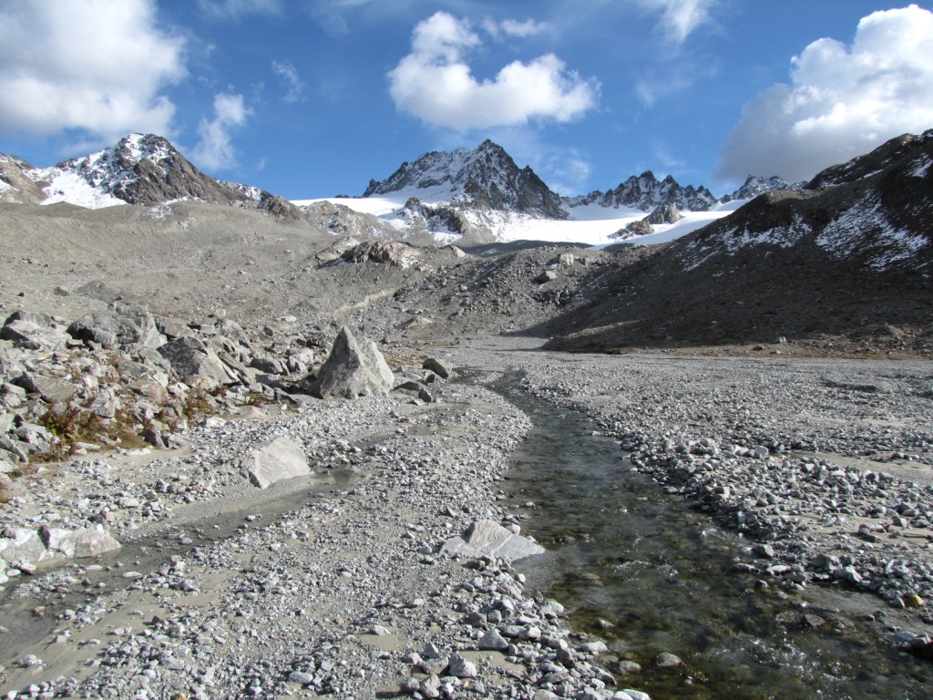 wir nähern uns dem Porchabella Gletscher