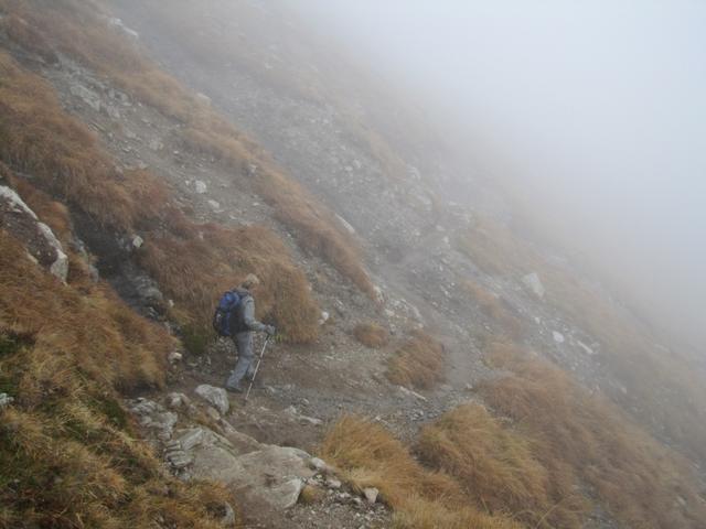 Mäusi auf dem Weg zum Punkt 2458 m.ü.M.