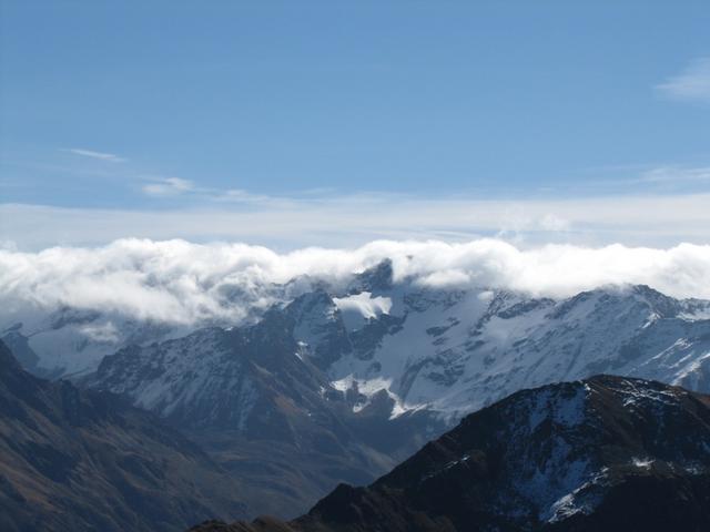 Blick Richtung Piz Sarsura und Grialetschgletscher