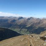 Blick ins Landwassertal und Frauenkirch